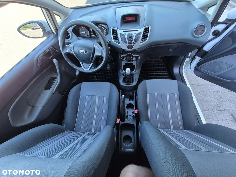 Ford Fiesta 1.25 Ghia EU5 - 9