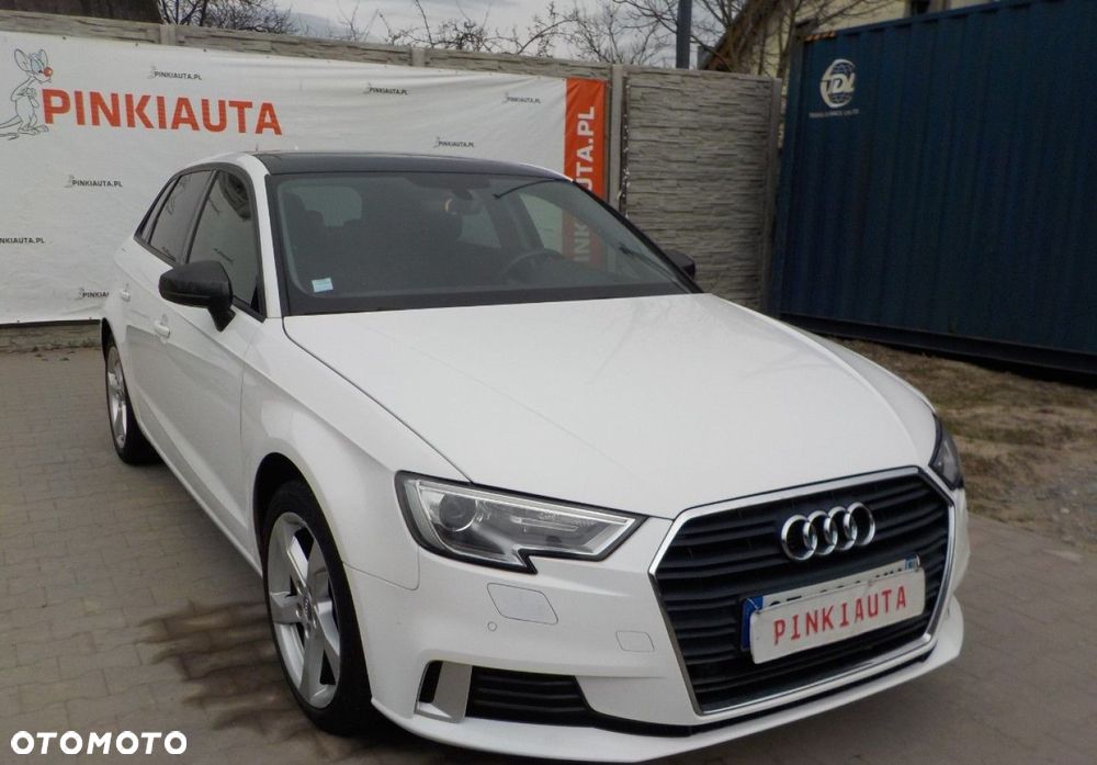 Audi A3 Sportback - 1