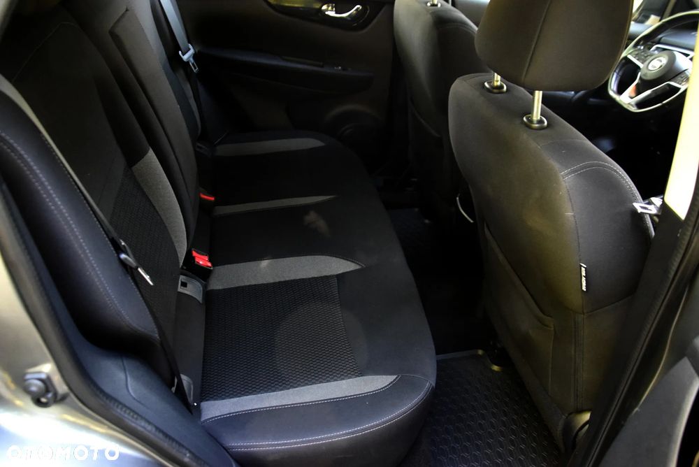 Nissan Qashqai 1.3 DIG-T MHEV N-Connecta Xtronic - 13