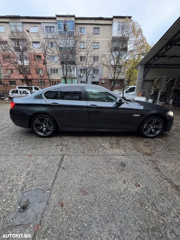 BMW Seria 5 520d Aut. Luxury Line - 4
