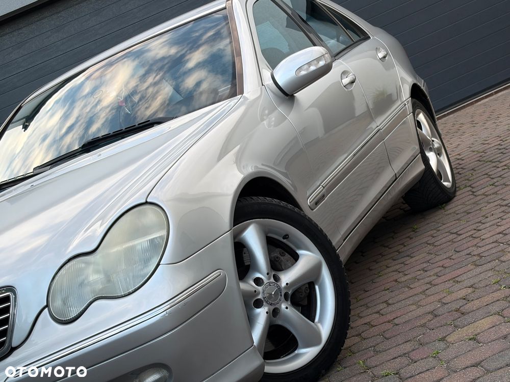 Mercedes-Benz Klasa C 180 Kompressor Avantgarde - 2