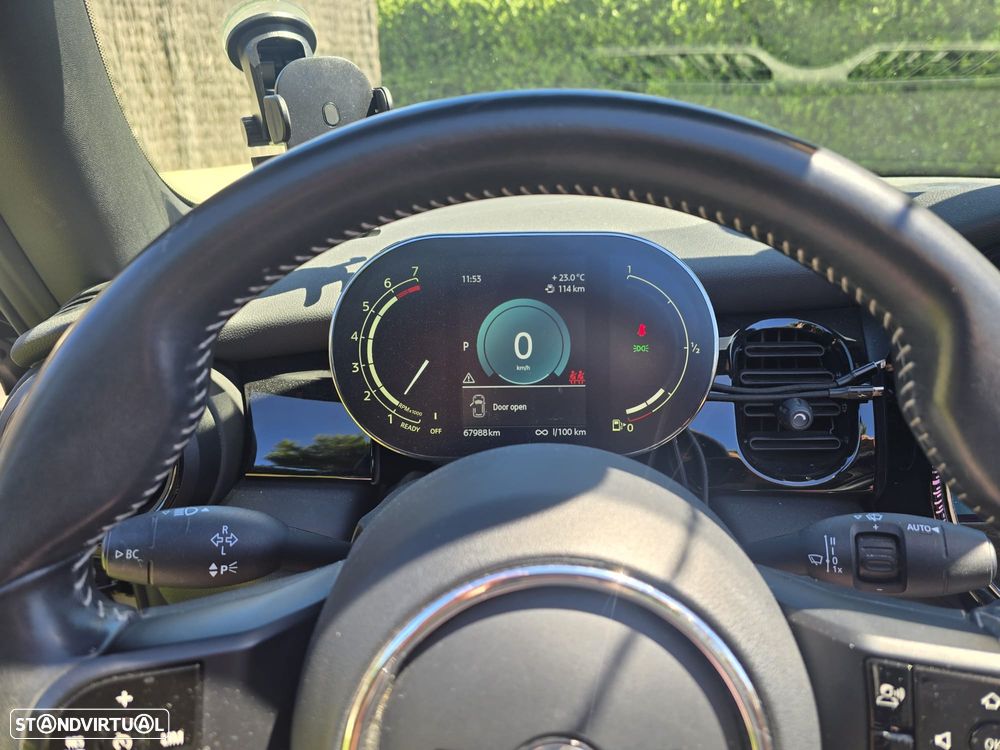 MINI Cabrio Cooper Premium Extra JCW Auto - 33