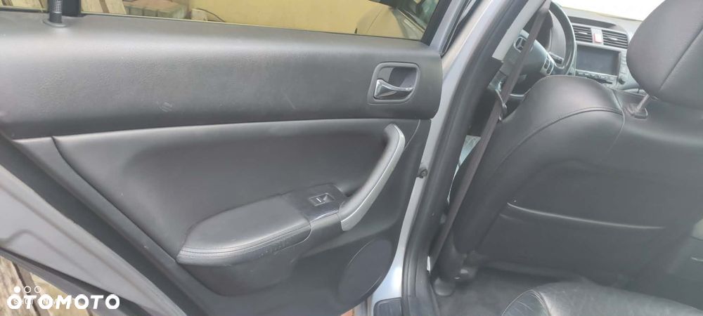 Honda Accord 2.4 Executive - 4