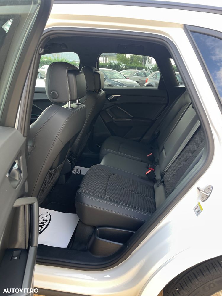 Audi Q3 40 TFSI quattro S tronic S line - 28