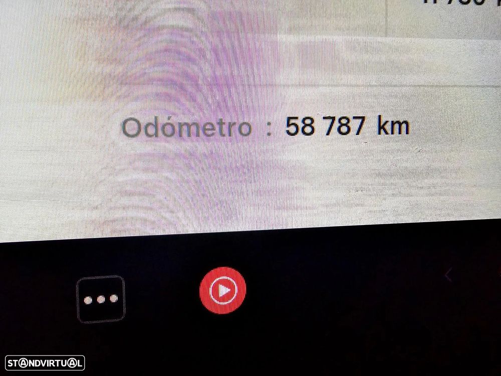 Tesla Model Y Long Range Tração Integral - 22