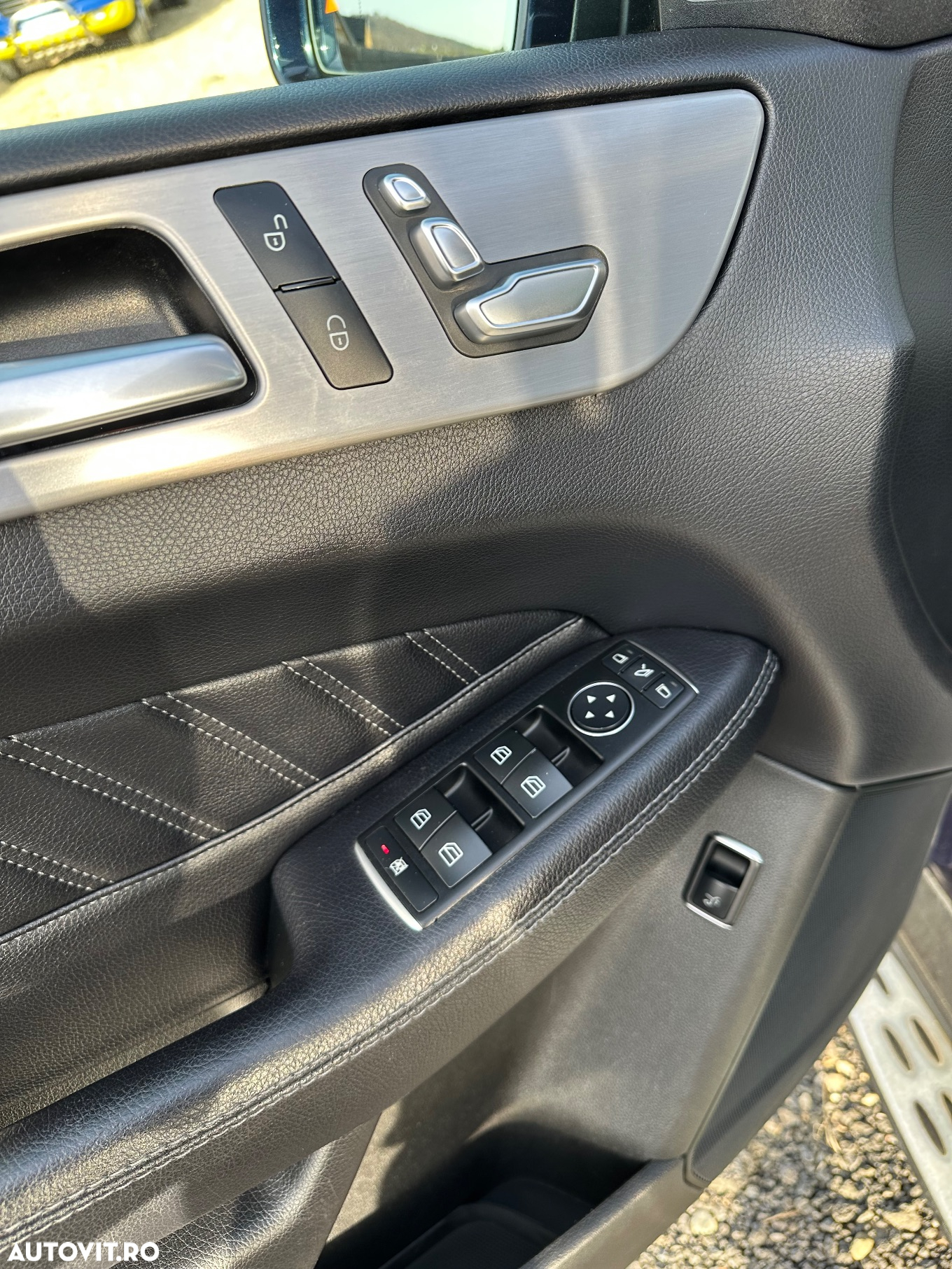 Mercedes-Benz GLE 250 d 4Matic 9G-TRONIC AMG Line - 9