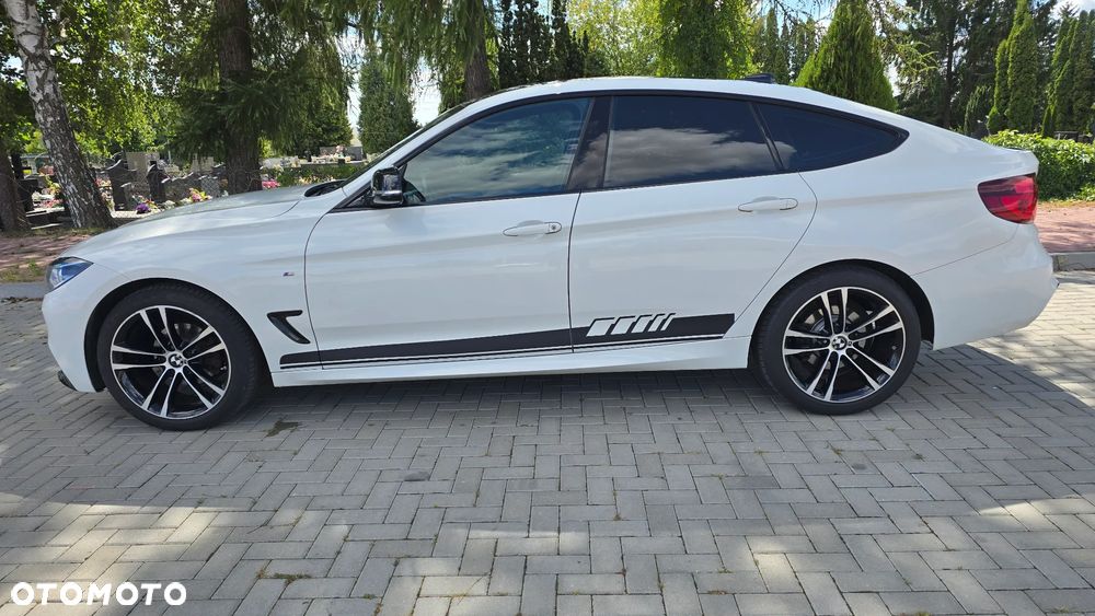 BMW 3GT 318d M Sport - 36