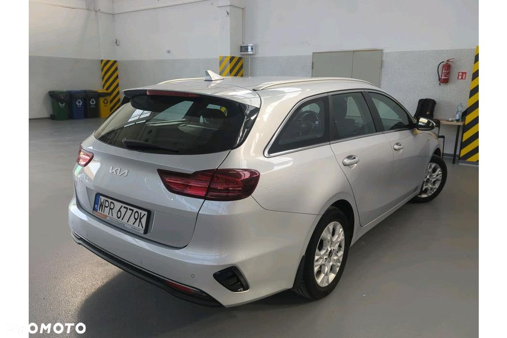 Kia Ceed 1.5 T-GDI M - 3