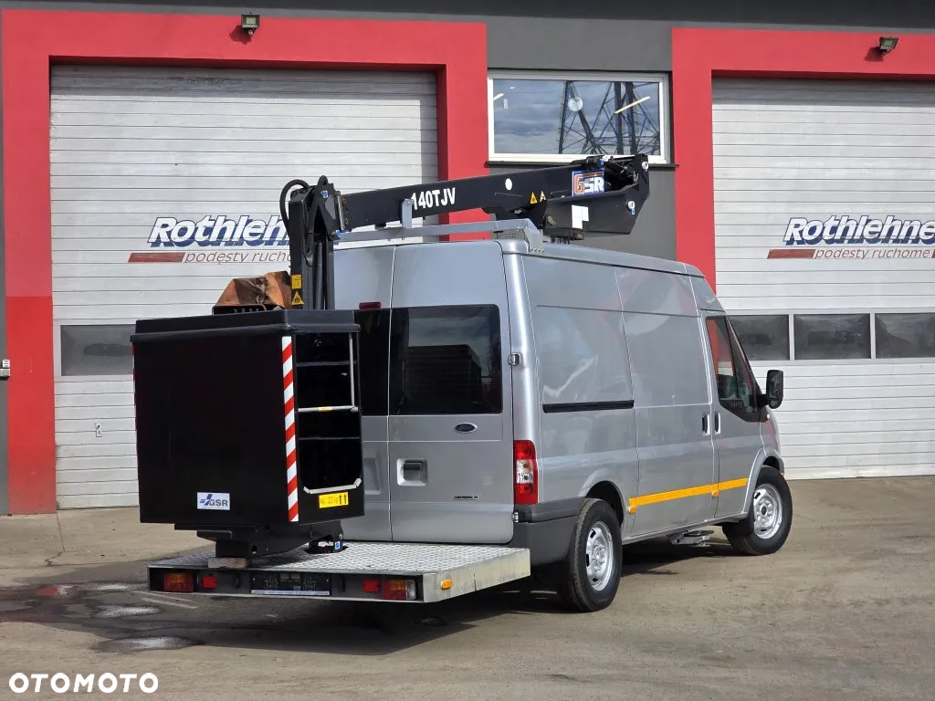 Ford Transit Van - 7