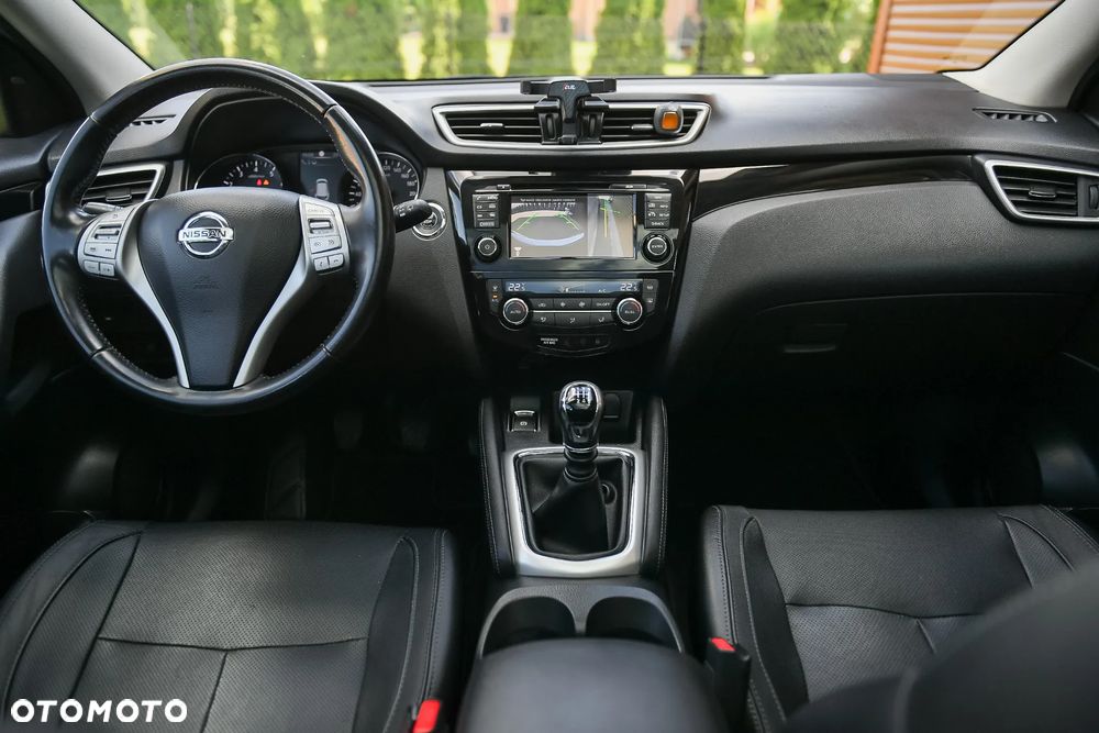 Nissan Qashqai 1.6 DIG-T 360 - 24