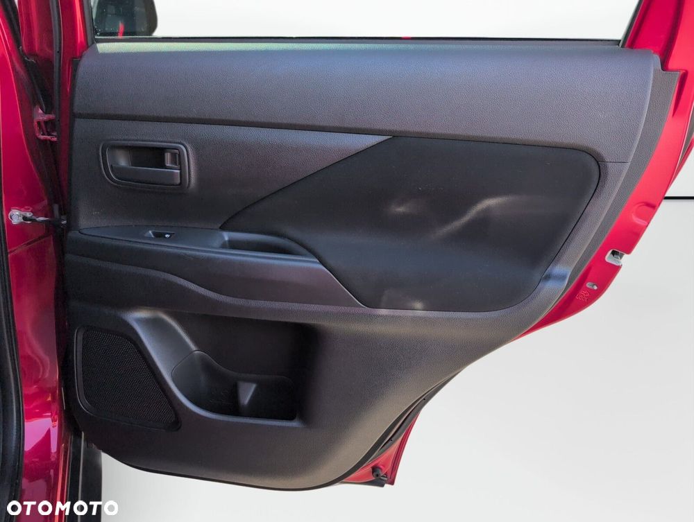Mitsubishi Outlander 2.0 City Style 2WD - 15