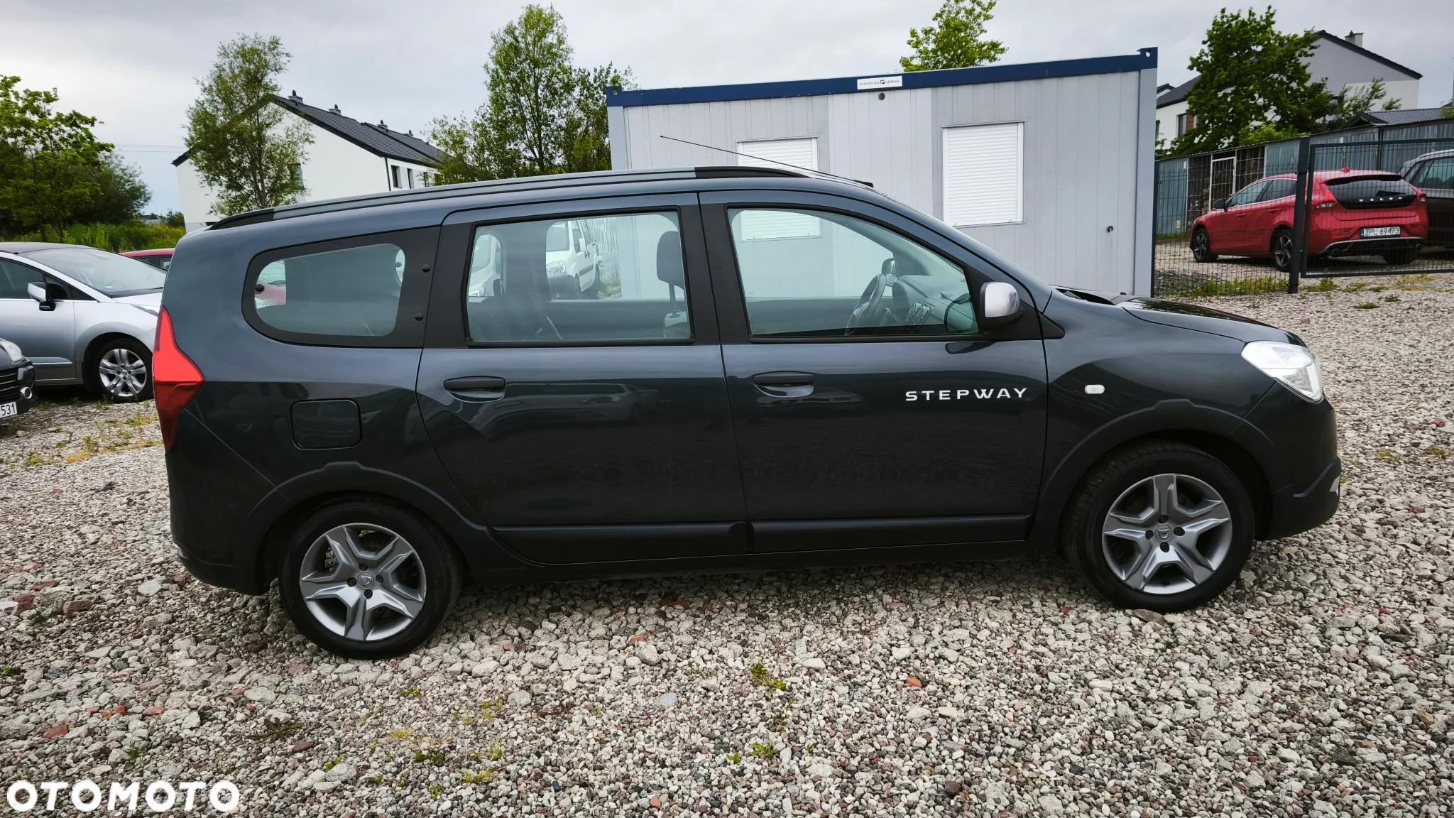 Dacia Lodgy SCe 100 Stepway - 6