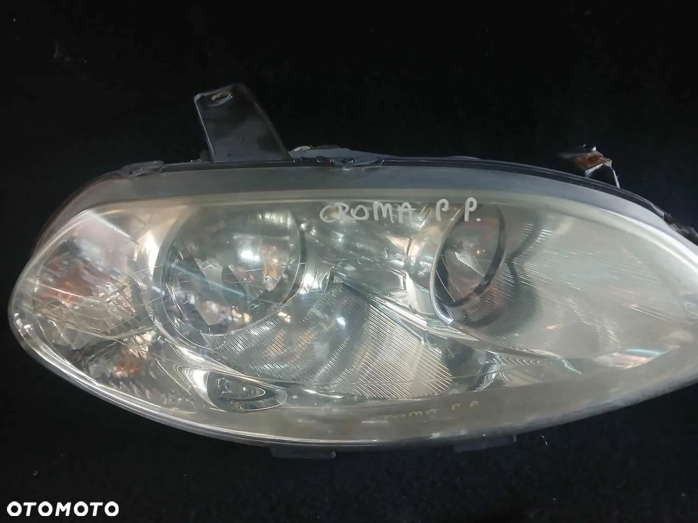 Fiat Croma Lampa przednia prawa - 1