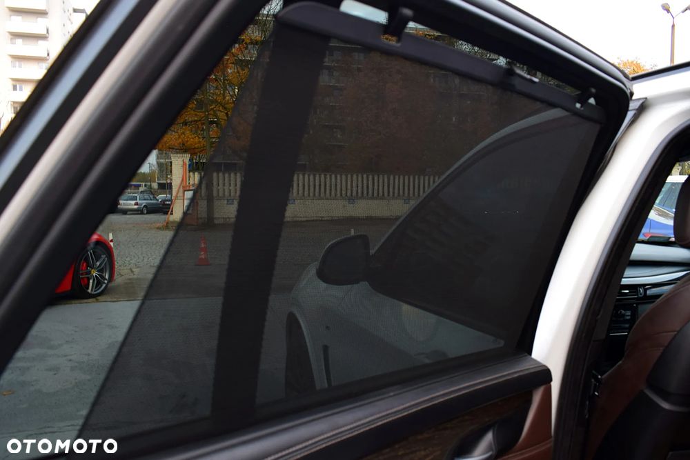 BMW X5 xDrive50i Sport-Aut - 21