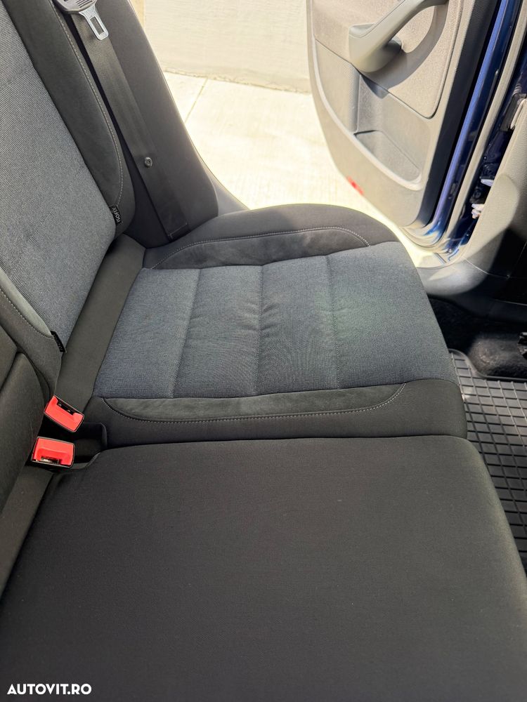 Volkswagen Golf 2.0 TDI BlueMotion Technology Comfortline - 31