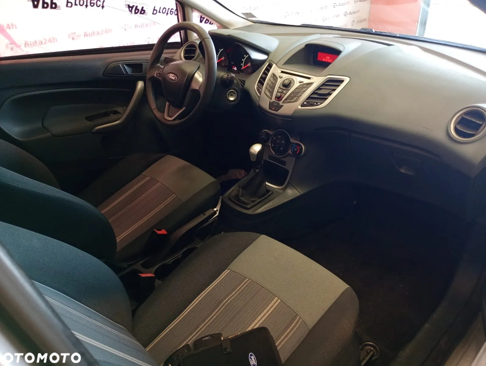 Ford Fiesta 1.25 Trend - 9