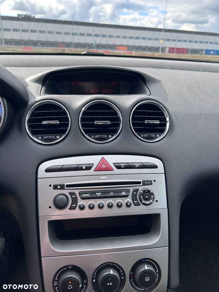 Peugeot 308 1.6 Trendy - 8