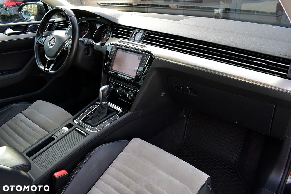 Volkswagen Passat Variant 1.8 TSI BMT Highline DSG - 10