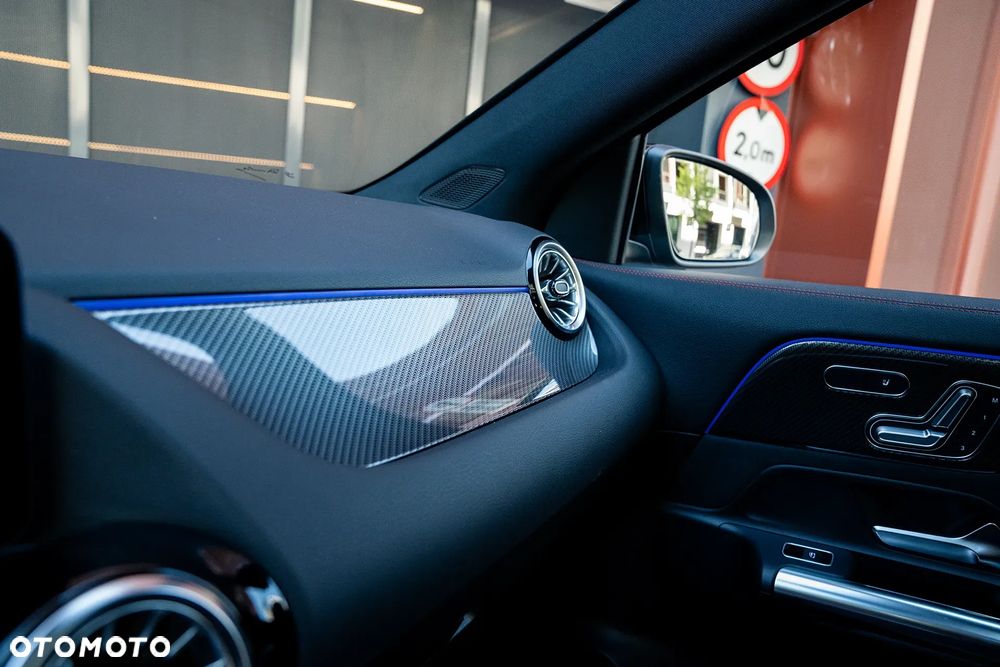 Mercedes-Benz GLA 220 mHEV 4-Matic AMG Line 8G-DCT - 26