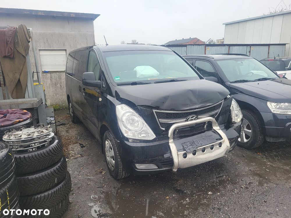 Hyundai H-1 Starex - 40