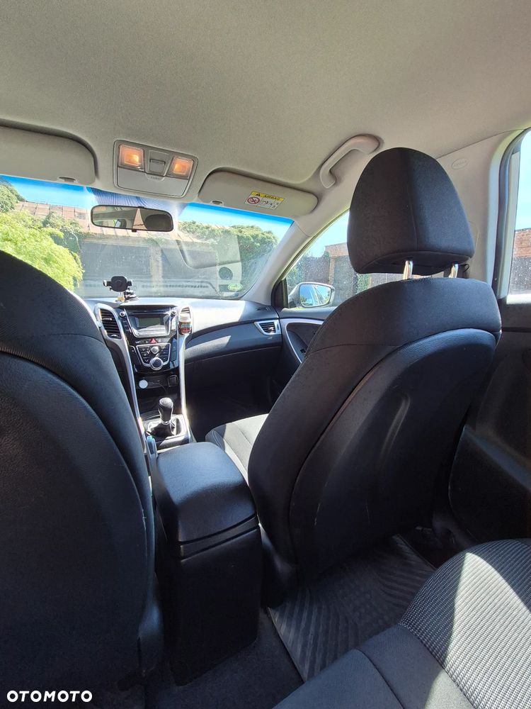 Hyundai i30 1.4 Classic + - 22