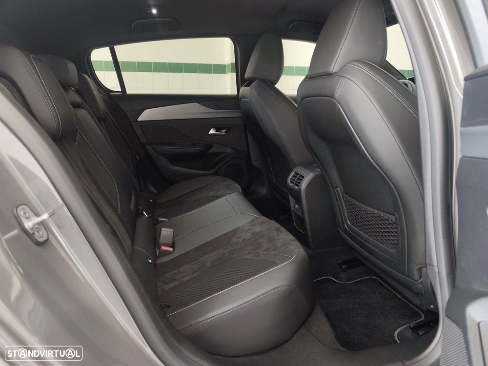 Peugeot e-308 58 kWh GT - 15