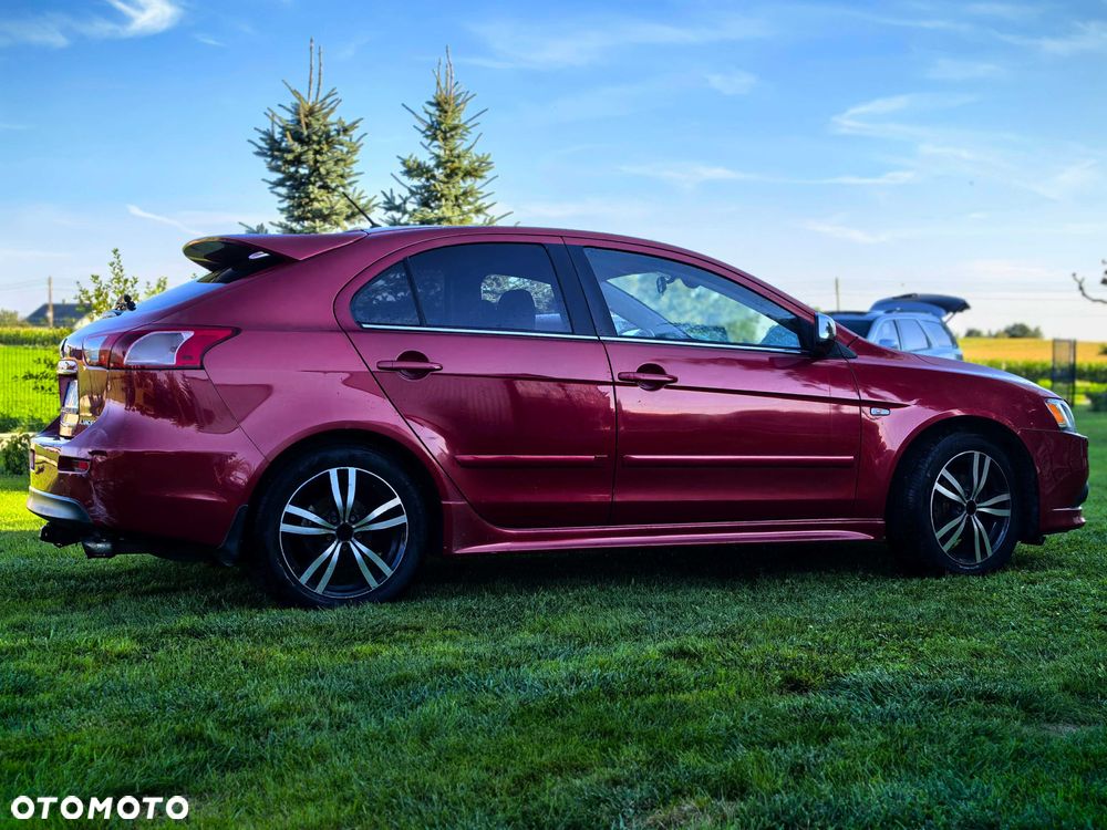 Mitsubishi Lancer - 3