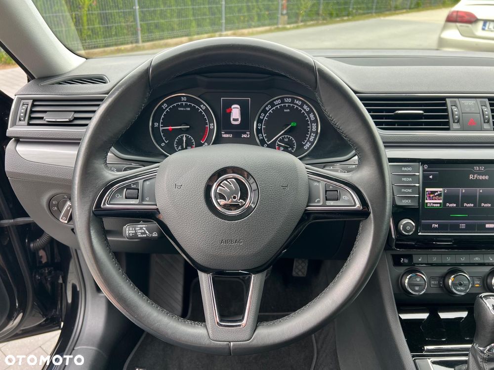 Skoda Superb 2.0 TDI 4x4 Style DSG - 13