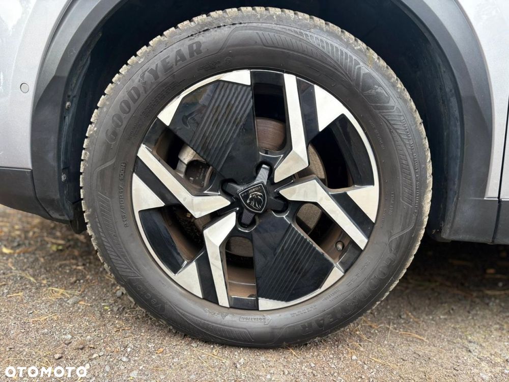 Peugeot 2008 - 10