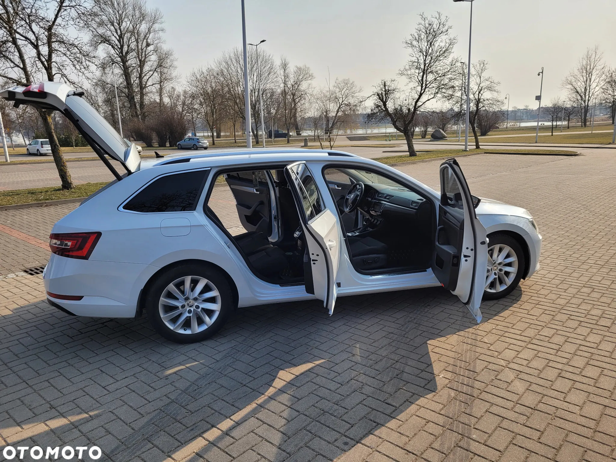 Skoda Superb 1.8 TSI Style DSG - 10