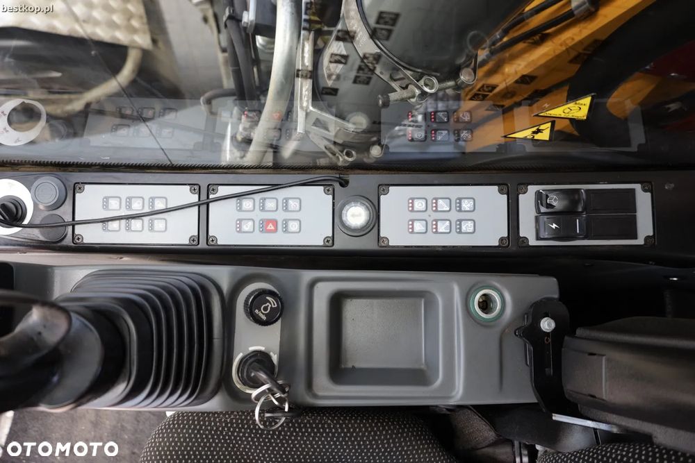 Liebherr A914 Compact - 34