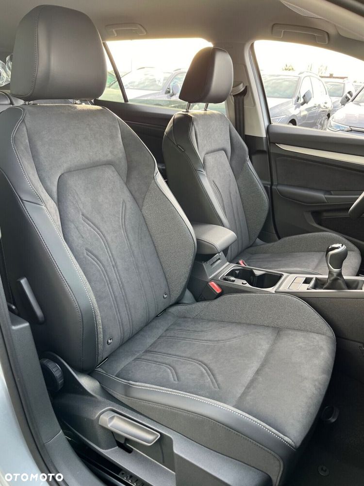 Volkswagen Golf 1.5 eTSI mHEV Life Plus DSG - 8