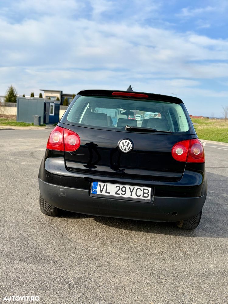 Volkswagen Golf 1.6 FSI Tour - 3