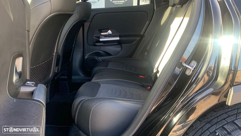 Mercedes-Benz GLA 250 - 19