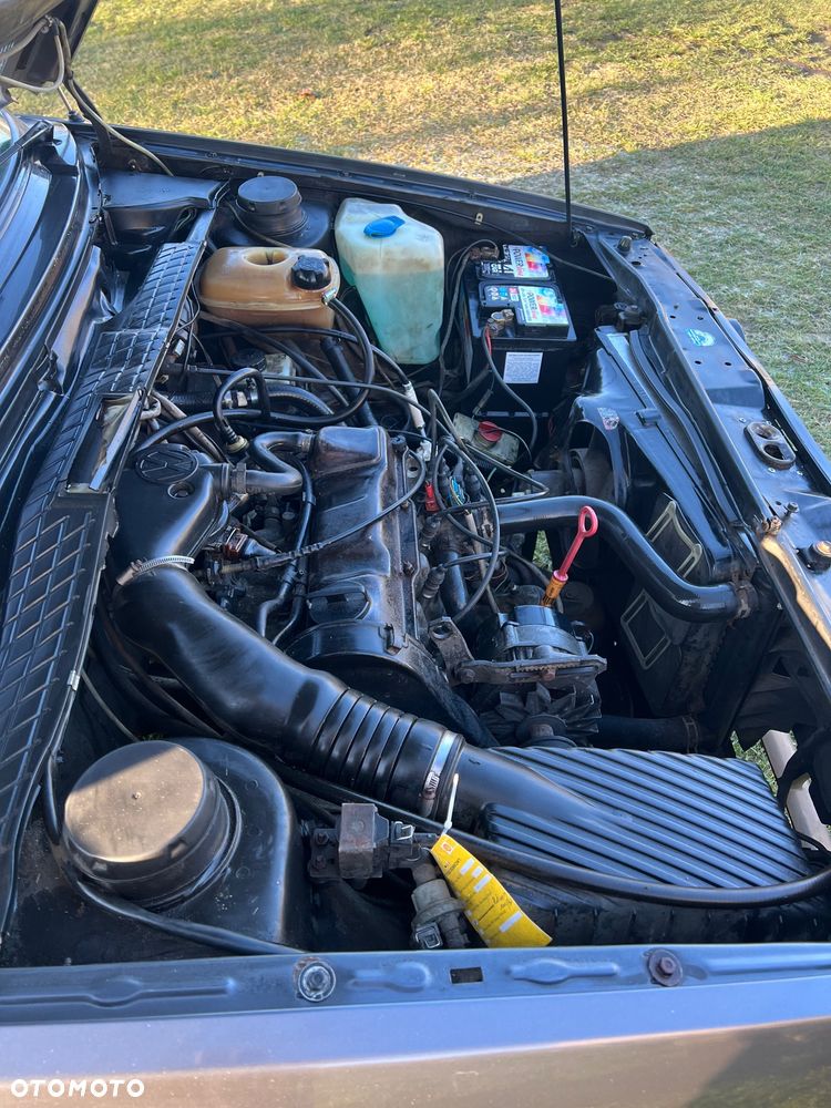 Volkswagen Golf - 16
