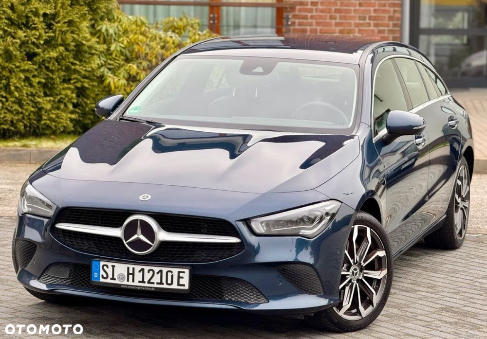Mercedes-Benz CLA 250 e 8G-DCT Special Edition - 1