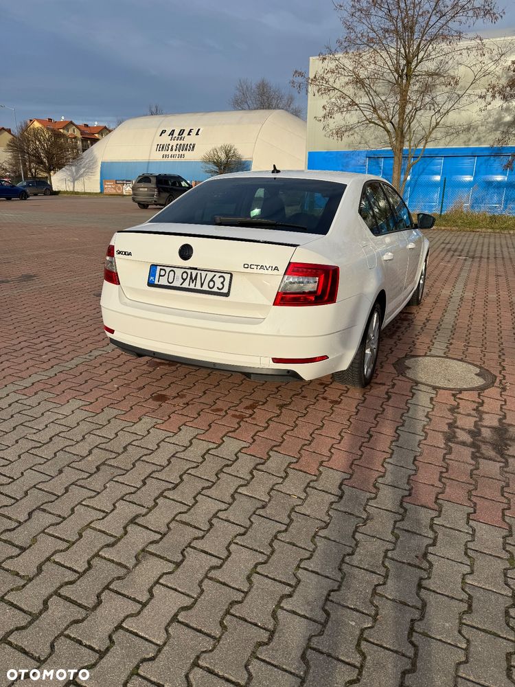 Skoda Octavia 1.5 TSI GPF ACT Style DSG - 5