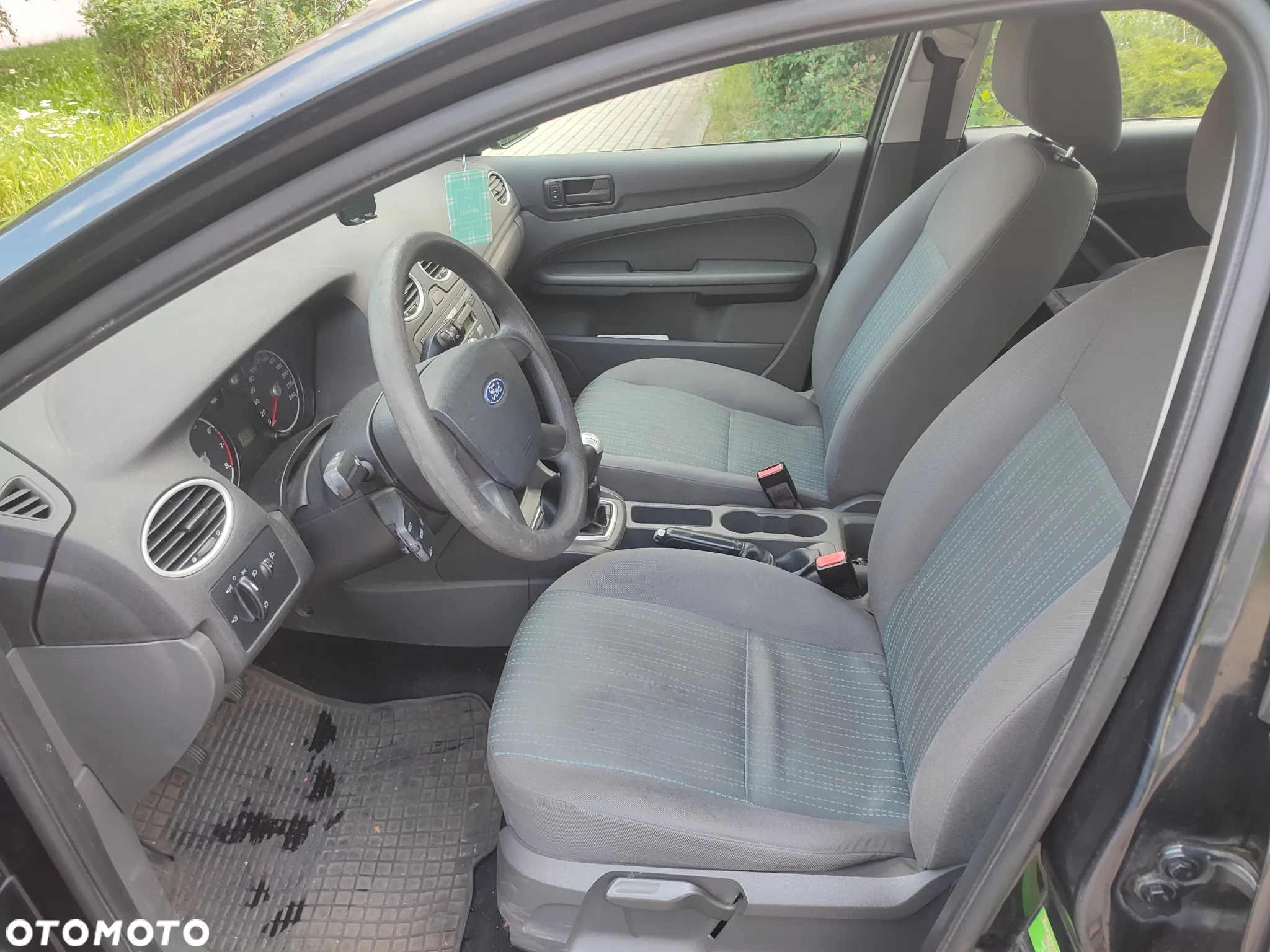 Ford Focus 1.6 Comfort - 11