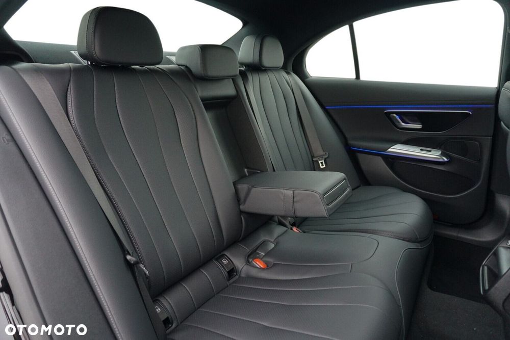 Mercedes-Benz Klasa E - 9