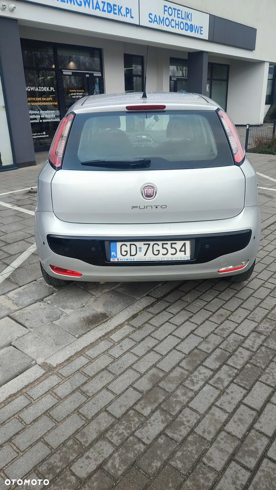 Fiat Punto Evo 1.4 8V Estiva Blue&Me - 3