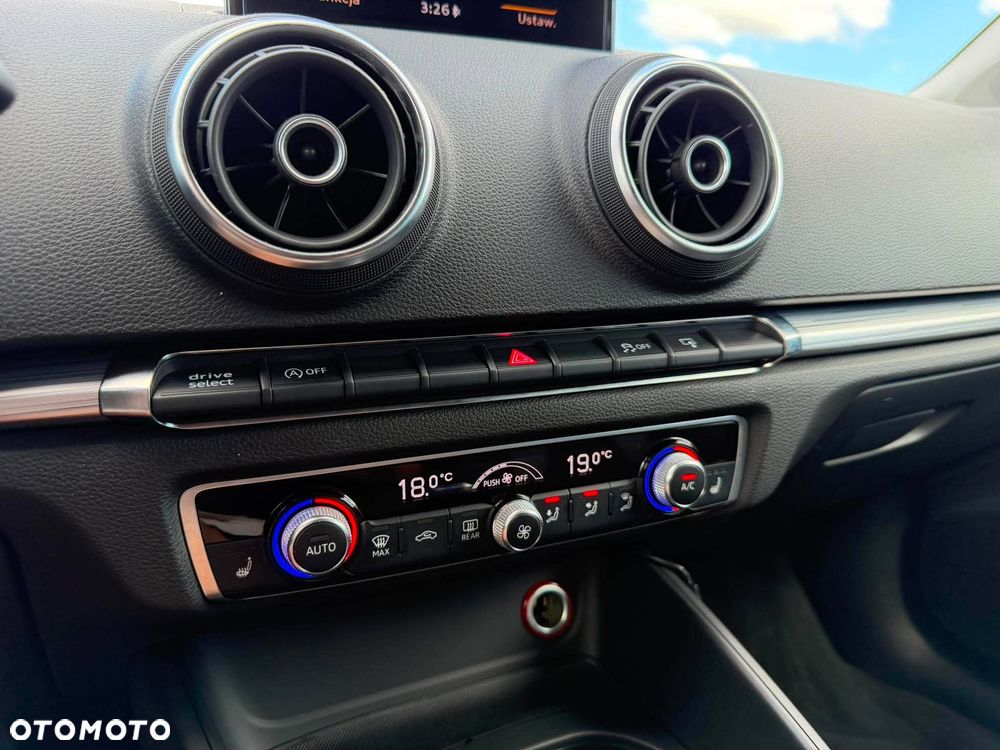 Audi A3 Sportback 2.0 TDI Ambiente - 15