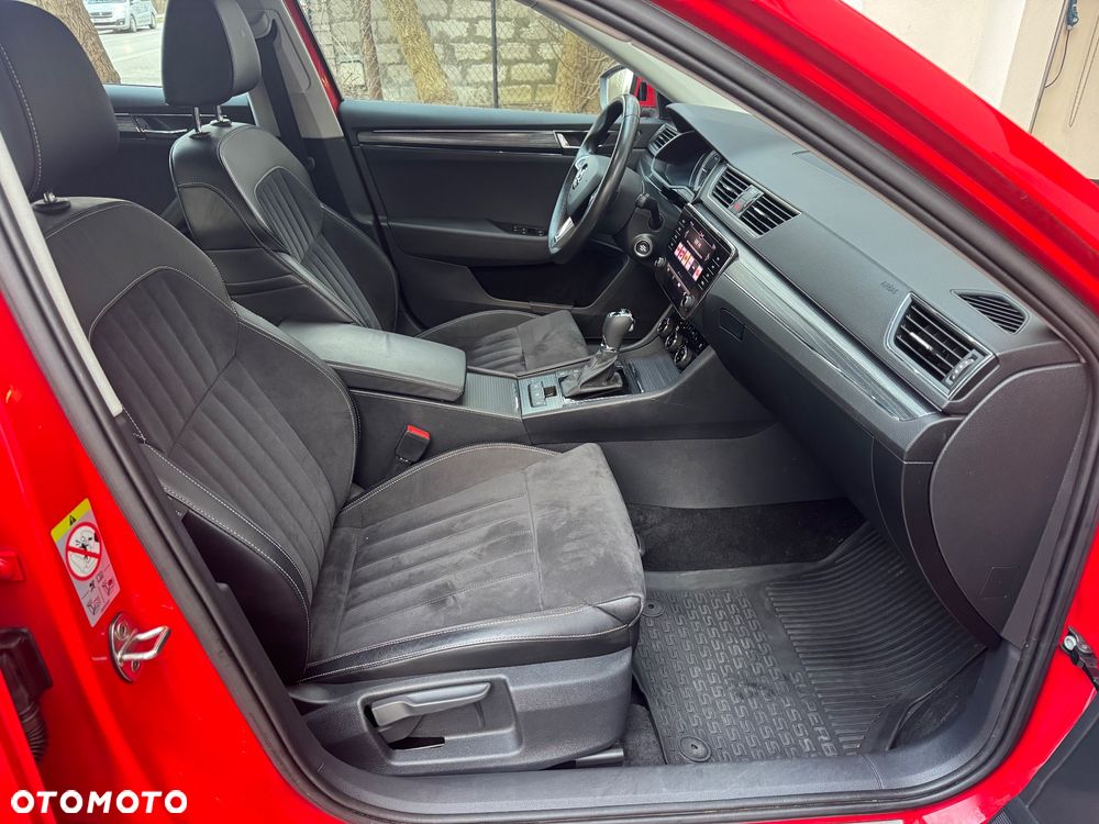 Skoda Superb 2.0 TDI DSG Style - 10