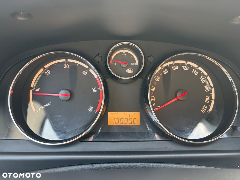 Opel Antara 2.0 CDTI Enjoy - 33
