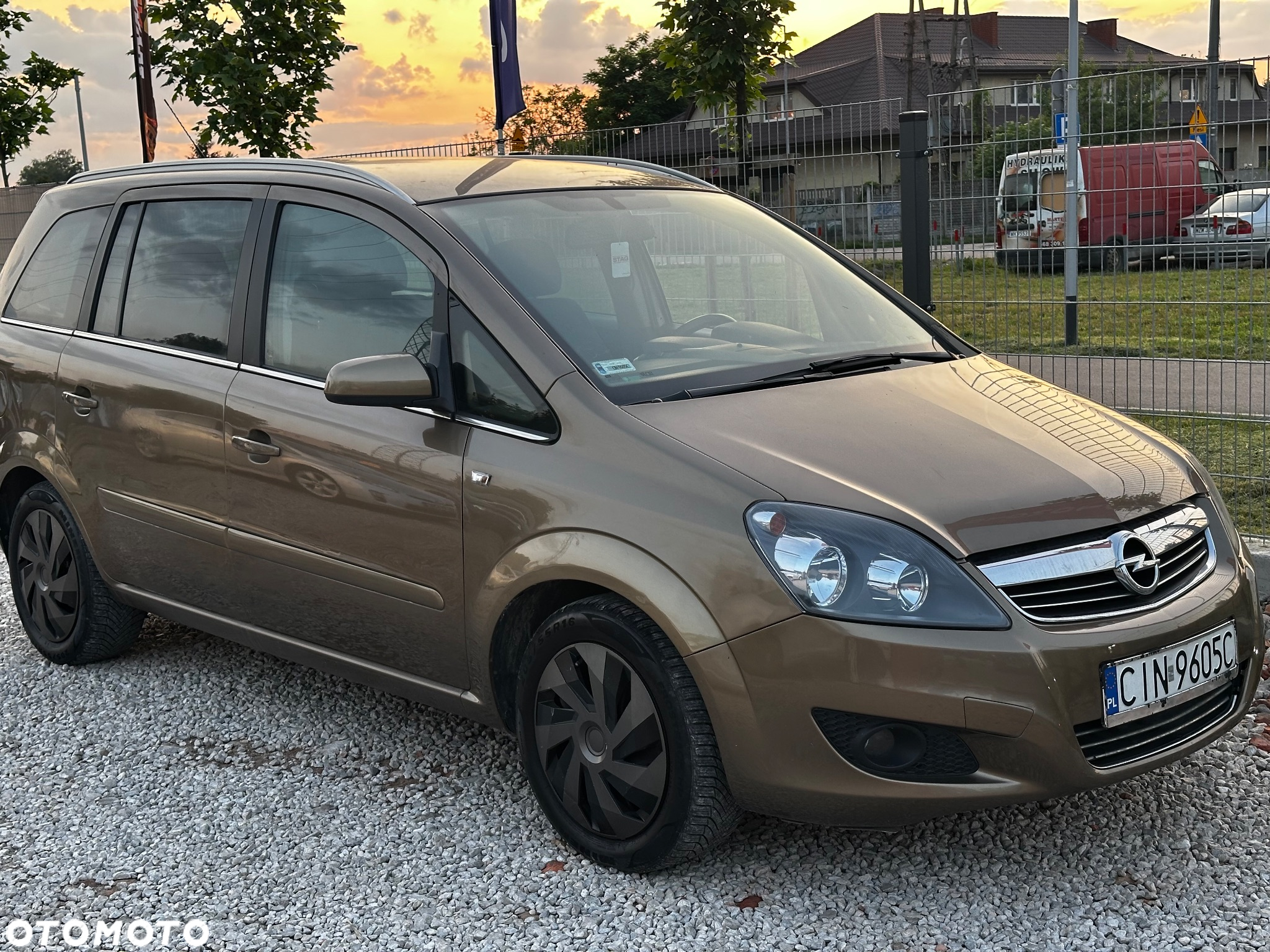 Opel Zafira 1.8 Cosmo - 12