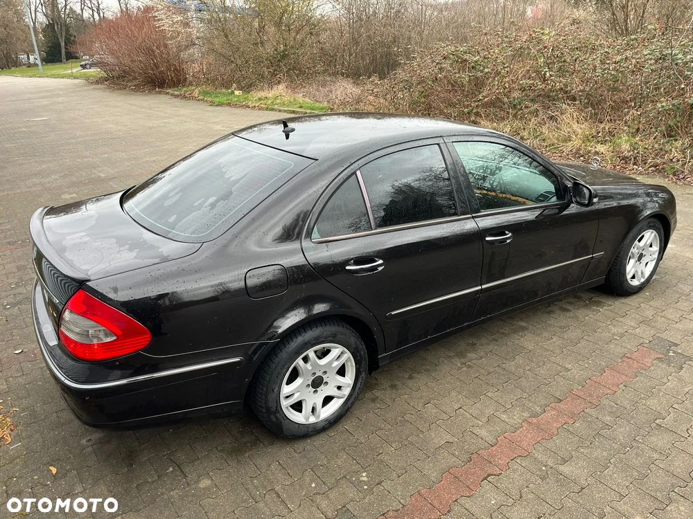 Mercedes-Benz Klasa E 220 CDI Elegance - 15