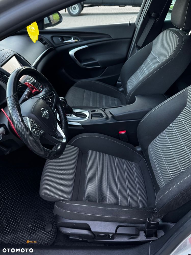 Opel Insignia - 15