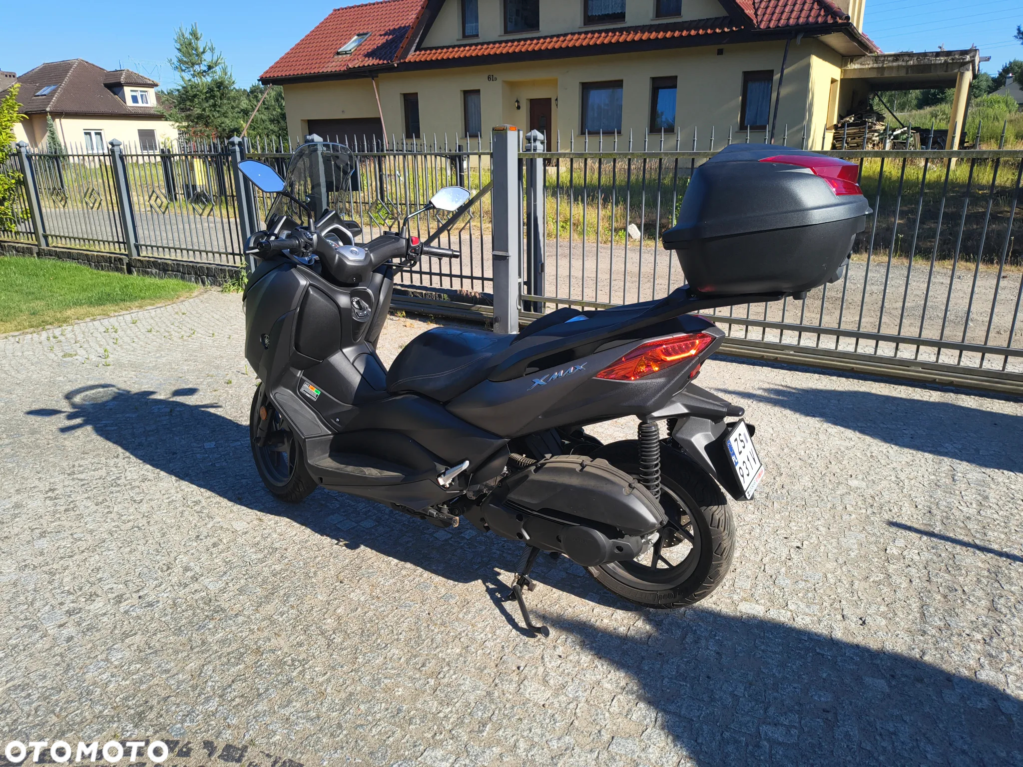 Yamaha X-max - 4