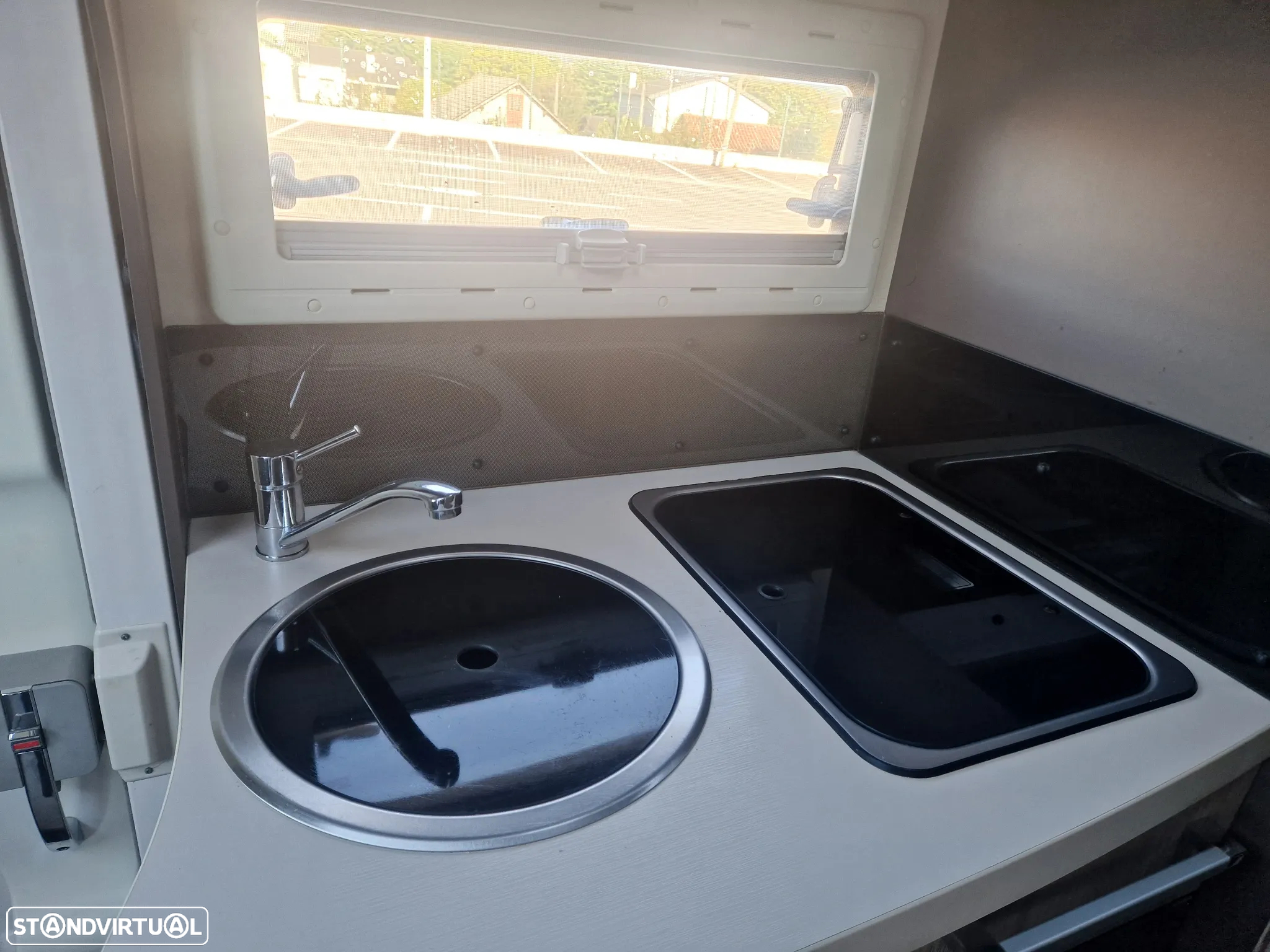 Ford Transit Challanger - 27
