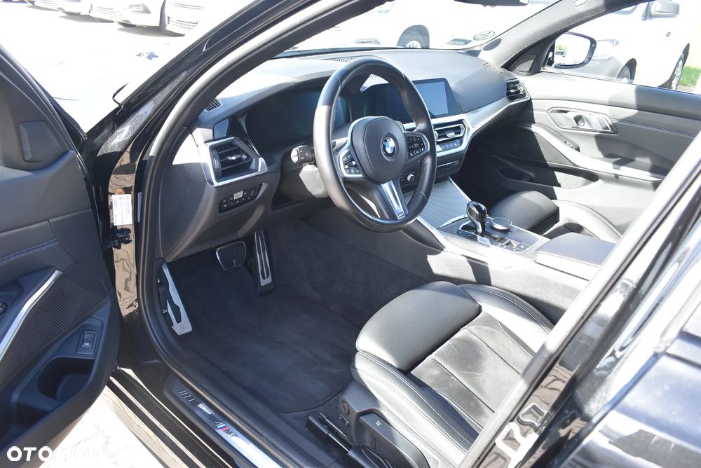 BMW Seria 3 320d xDrive MHEV M Sport sport - 8