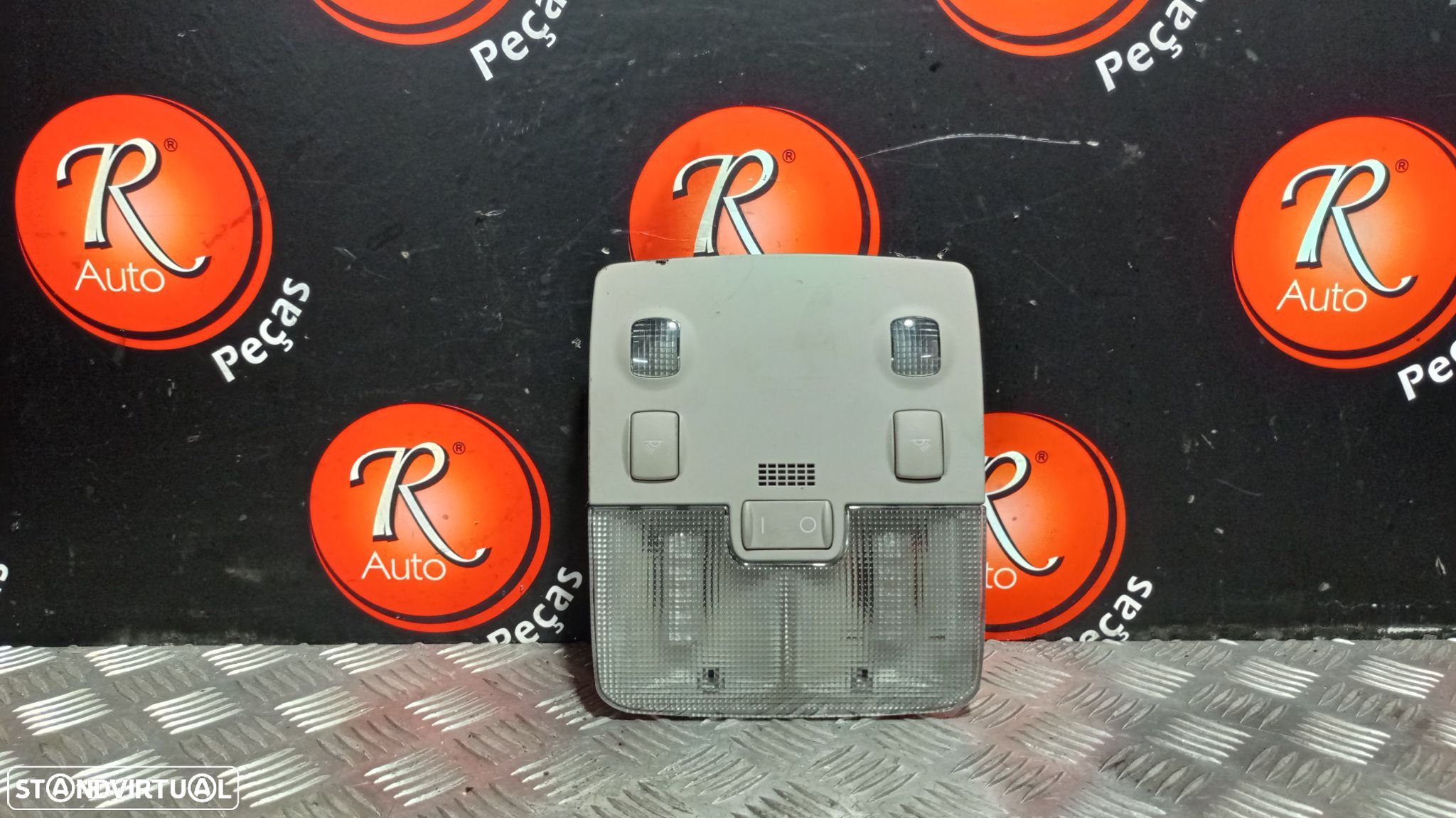 Plafonier Audi A3 (8L1) - 1
